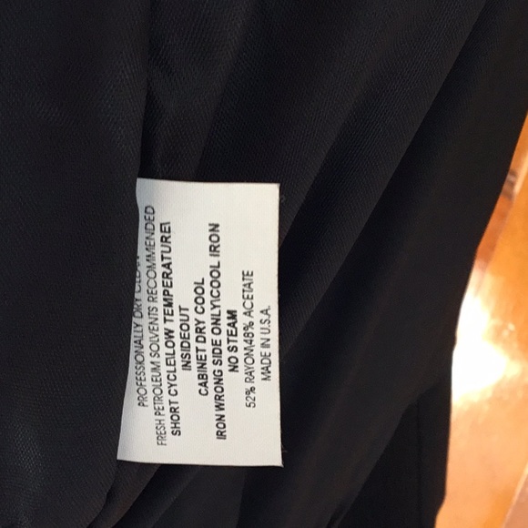 Ladies Black and Rhinestone trimmed Jacket Size 8.  Made in USA.  Zippered front - Picture 15 of 16